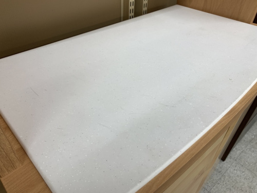 カップボードの食器棚