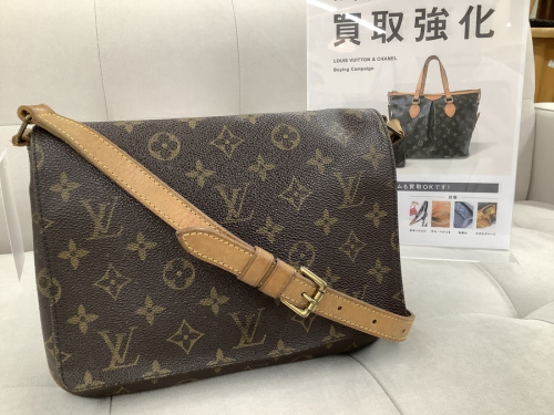 バッグ・財布のバッグ