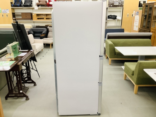 冷蔵庫の3ドア冷蔵庫