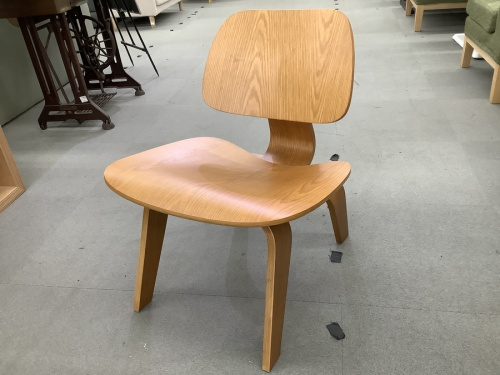生活家具のイス