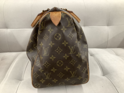 バッグのハンドバッグ