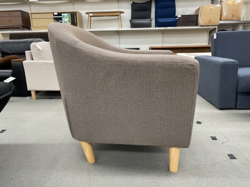 ソファーの1人掛けソファー