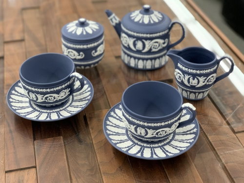 ジャスパーの洋食器