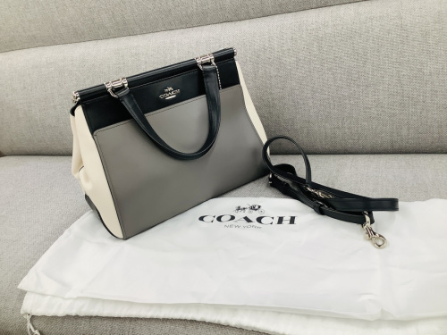 バッグ・財布のCOACH