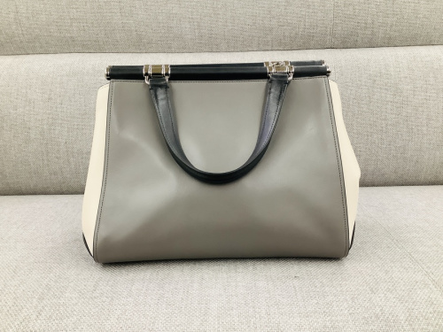 買取のトレファク秦野