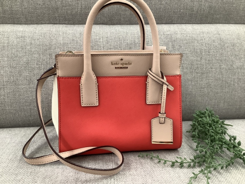 バッグ・財布のバッグ