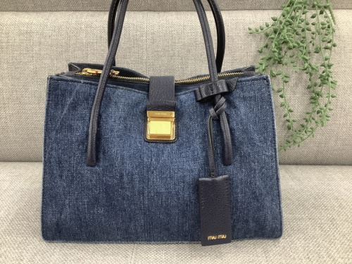 バッグ・財布のバッグ