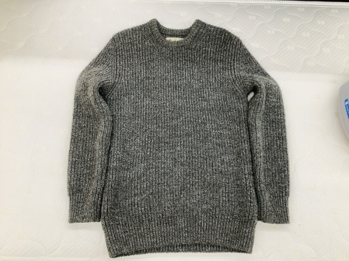 ウールニットのBarbour