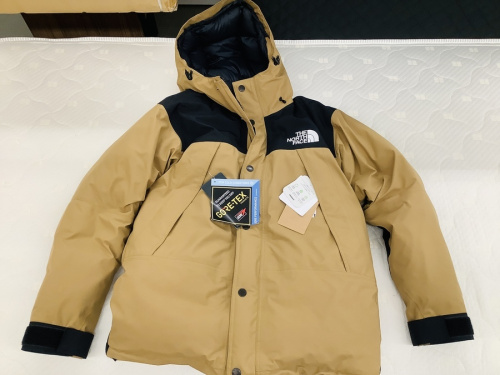 マウンテンダウンジャケットのTHE NORTH FACE