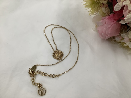 LOUIS VUITTONのM68352