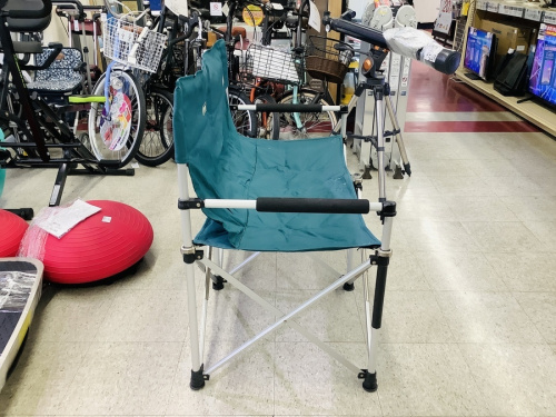 ダブルスリムキャプテンチェアのColeman