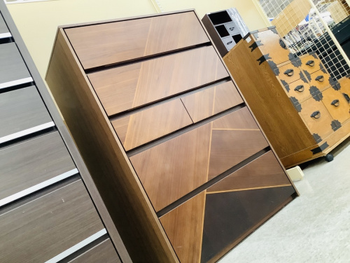 収納家具のハイチェスト