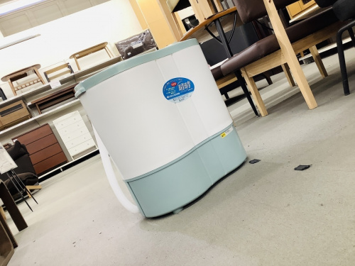 家事家電の2槽式洗濯機