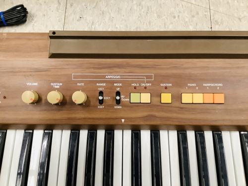 電子ピアノのROLAND