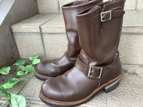 エンジニアブーツのRED WING