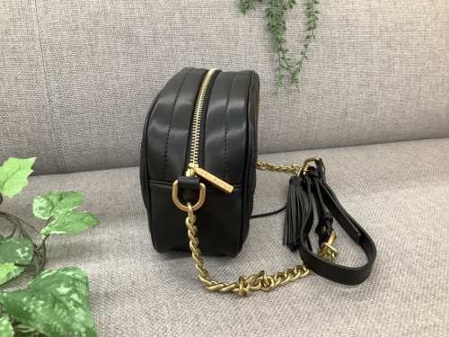 キルティングチェーンショルダーバッグのTORY BURCH