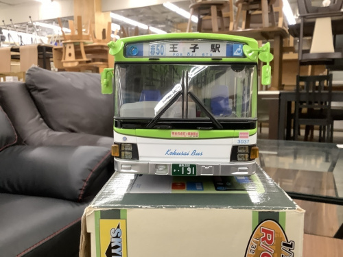 ラジコンの国際興業バス いすゞエルガ(路線)