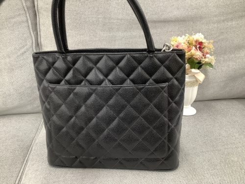 復刻トートバッグのCHANEL