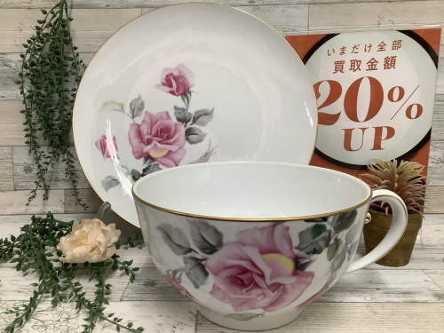 インテリア小物のビッグサイズカップ&ソーサー