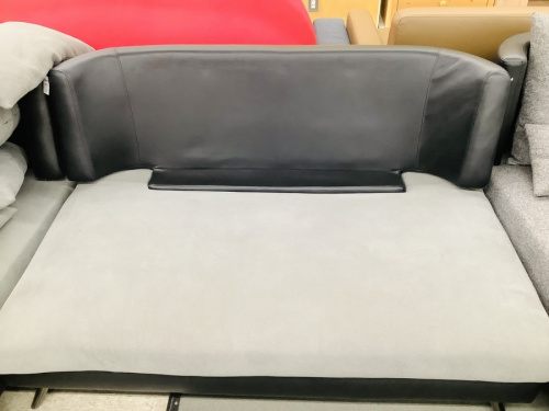 カウチソファーのニトリ