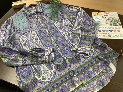 シャツの総柄ビッグシャツ