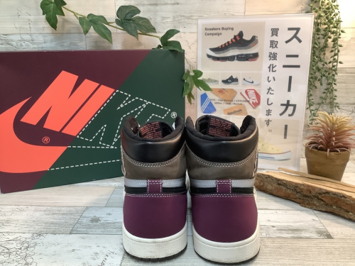 ハイカットスニーカーのNIKE