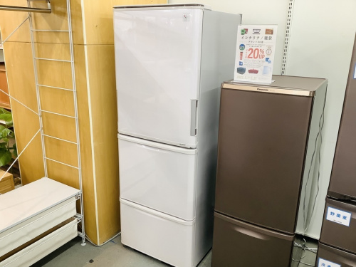 キッチン家電の冷蔵庫