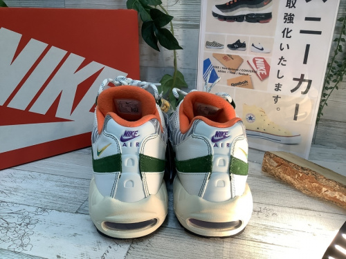NIKEのメンズ
