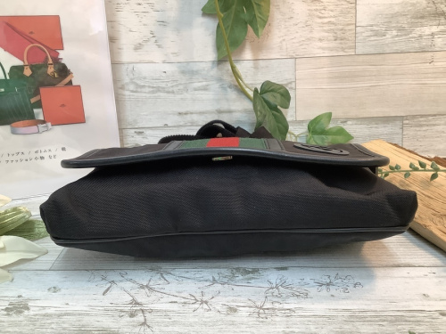 GUCCIのトレファク秦野