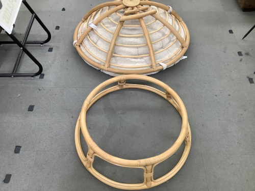 パパサンチェアのニトリ