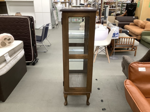 キュリオケースのアンティーク家具