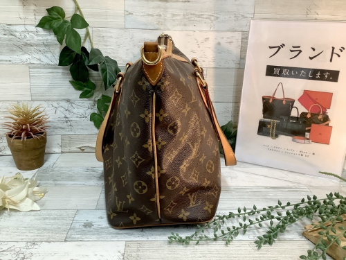 バッグのショルダーバッグ