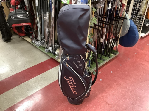 ゴルフのゴルフバッグ