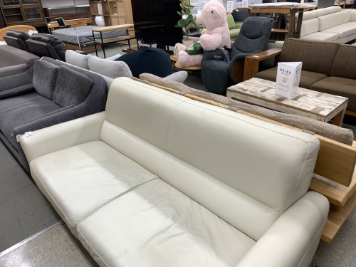 イスのソファー