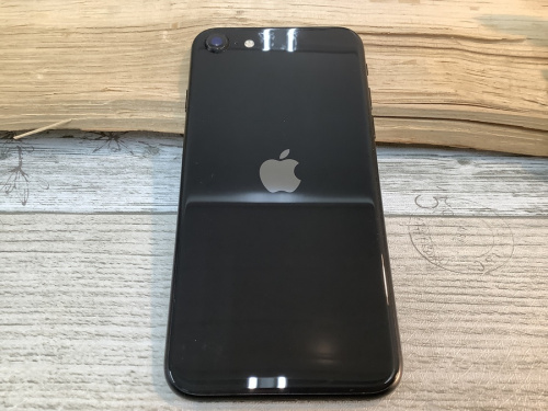 iPhone SE(第2世代)のApple