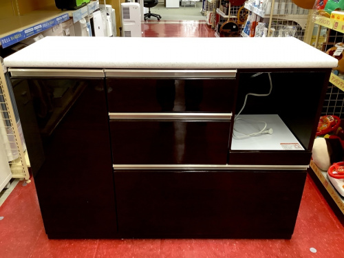 キッチン収納のキッチンカウンター