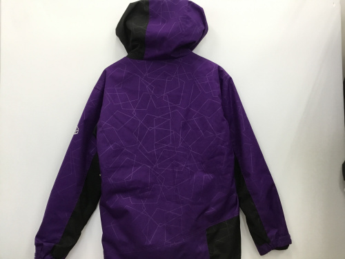 FOURNINES(フォーナインズ)のスノーボードウェアを買取入荷しました