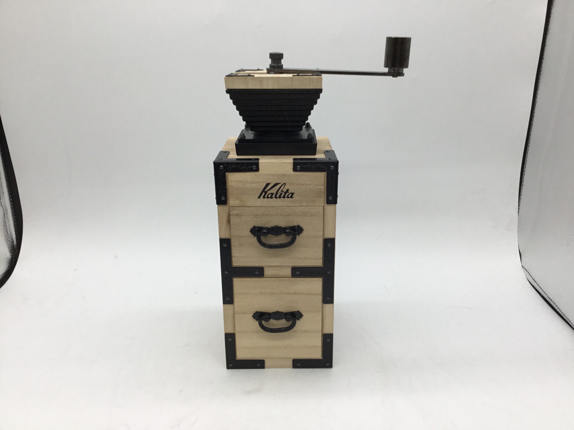 Kalita(カリタ)の手挽きコーヒーミル桐モダンを買取入荷しました