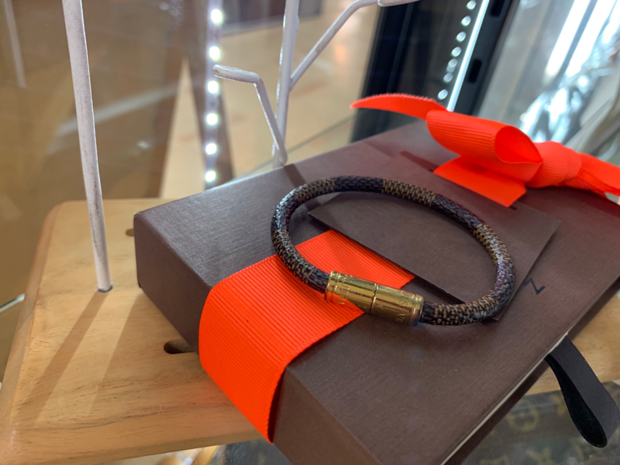 LOUIS VUITTON ダミエ キープイット ブレスレット 訳あり ブレスレット・キープ イット ダミエ・グラフィット｜ルイ