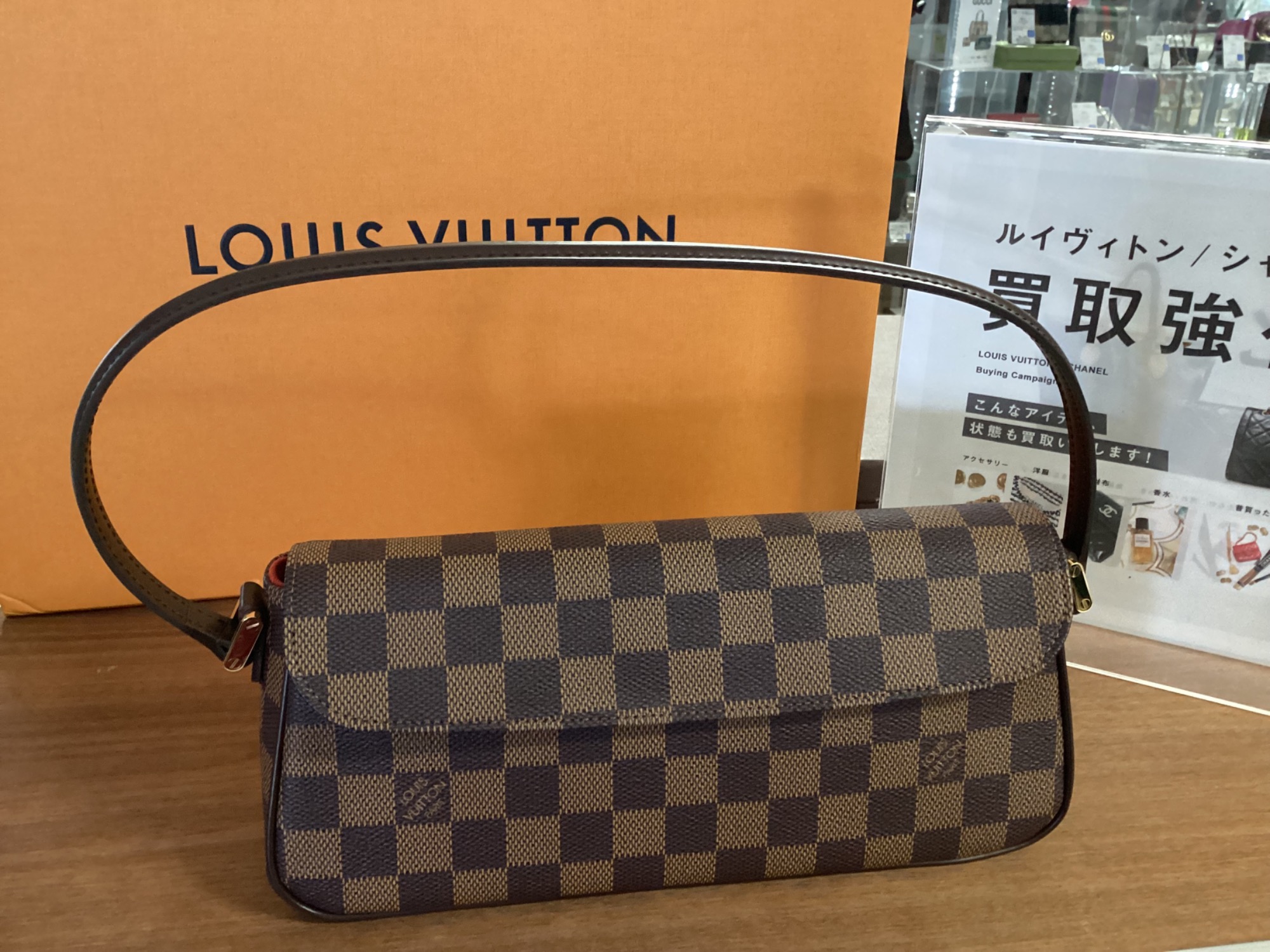 LOUIS VUITTON（ルイヴィトン）ダミエ・レコレータ OMOTESANDO2002