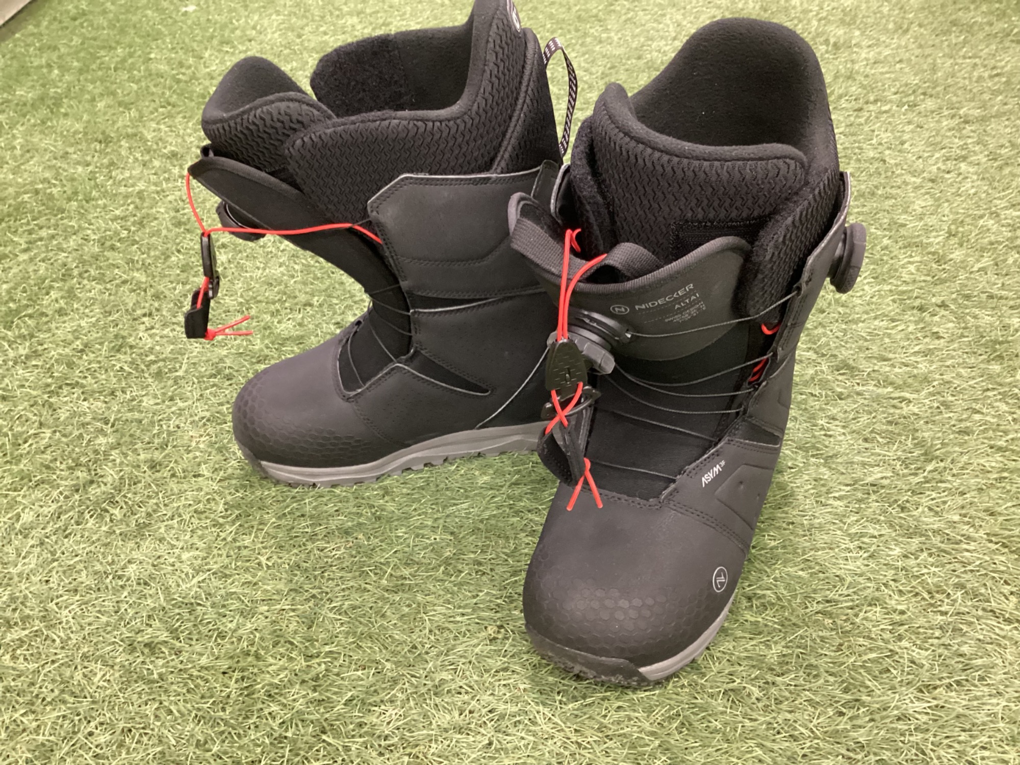 NIDECKER（ナイデッカー）スノーボードブーツが買取入荷しました 