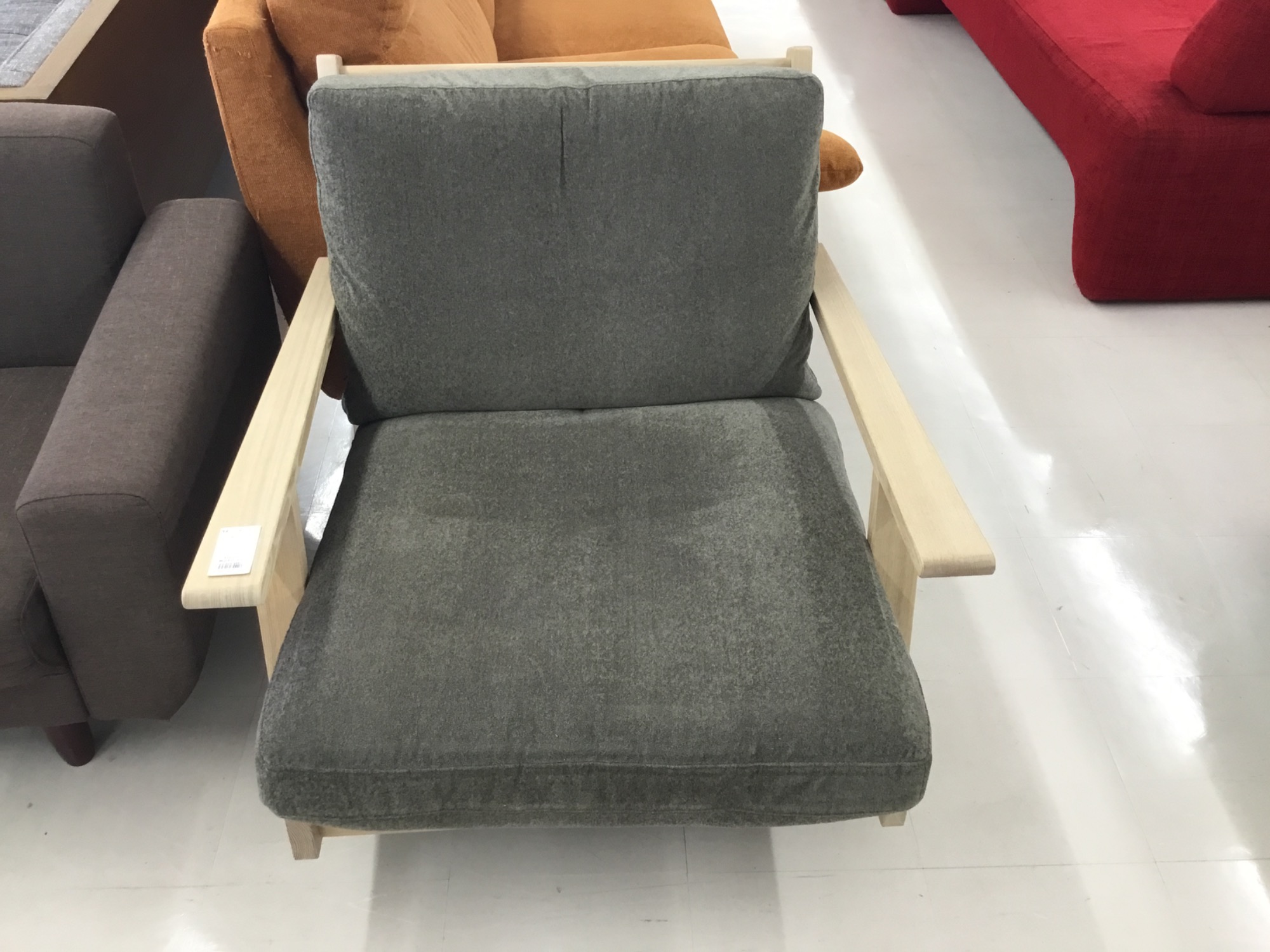 たにし　リセノソファ　Re:ceno Re:CENO(リセノ)の1人掛けソファーが買取入荷しました。中古家具を買う