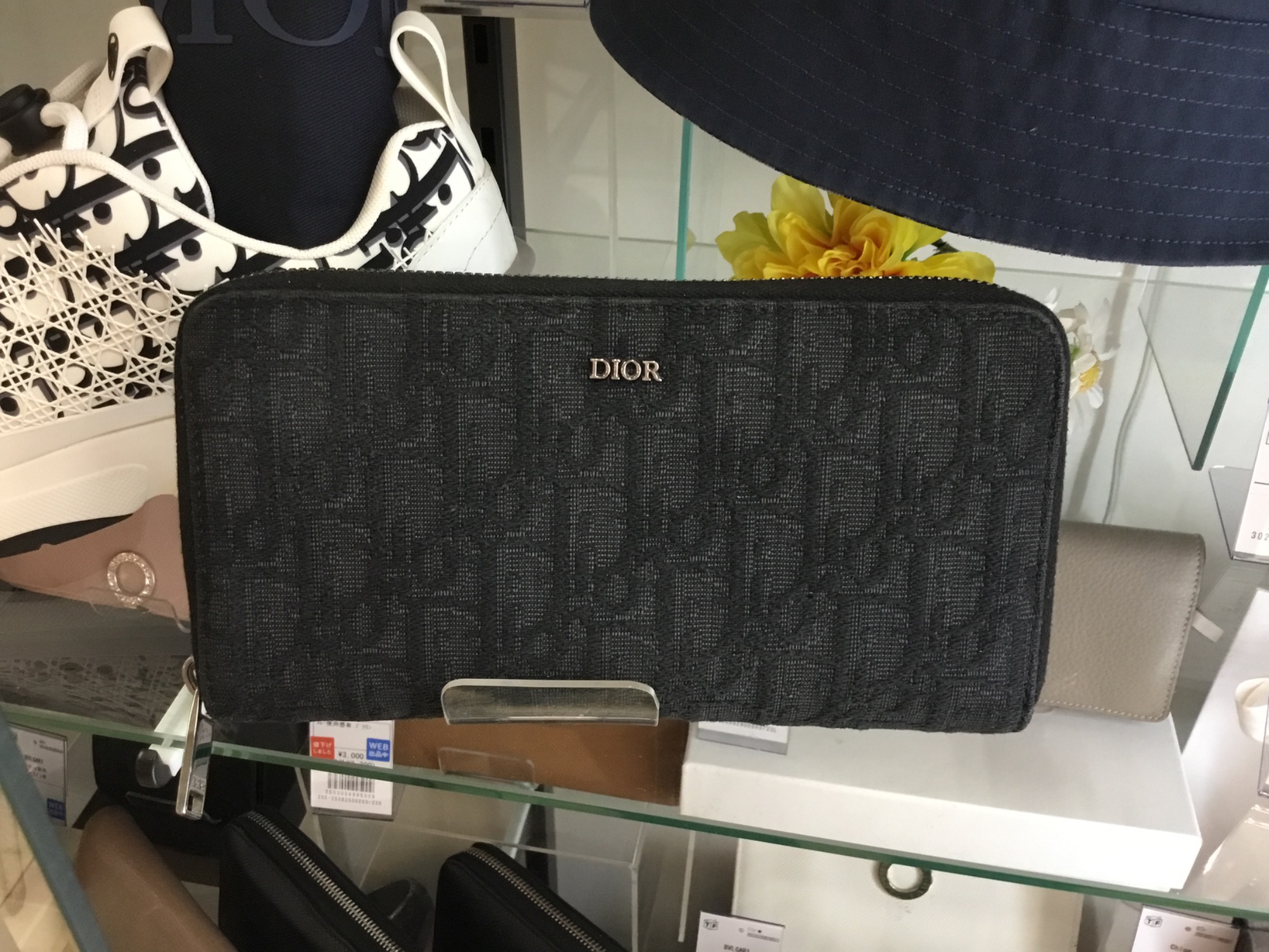 ルイ・ヴィトン、シャネル、ディオール ボックス多数 ディオールの長財布が買取入荷しました!LOUIS VUITTON(ルイ