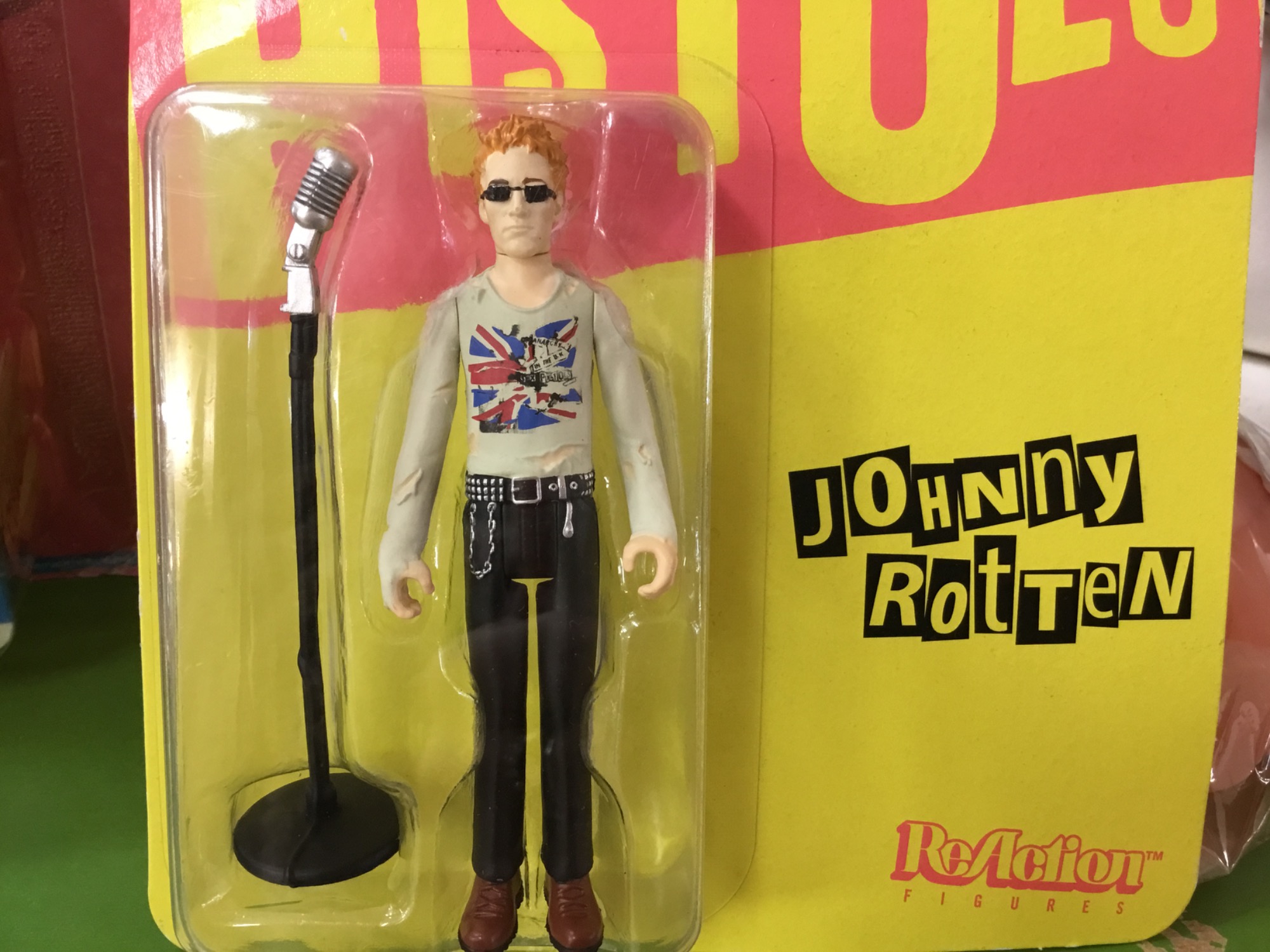 セックス・ピストルズ フィギュアセット セックス・ピストルズがbrokkerフィギュアに！1/31(木)13時より世界