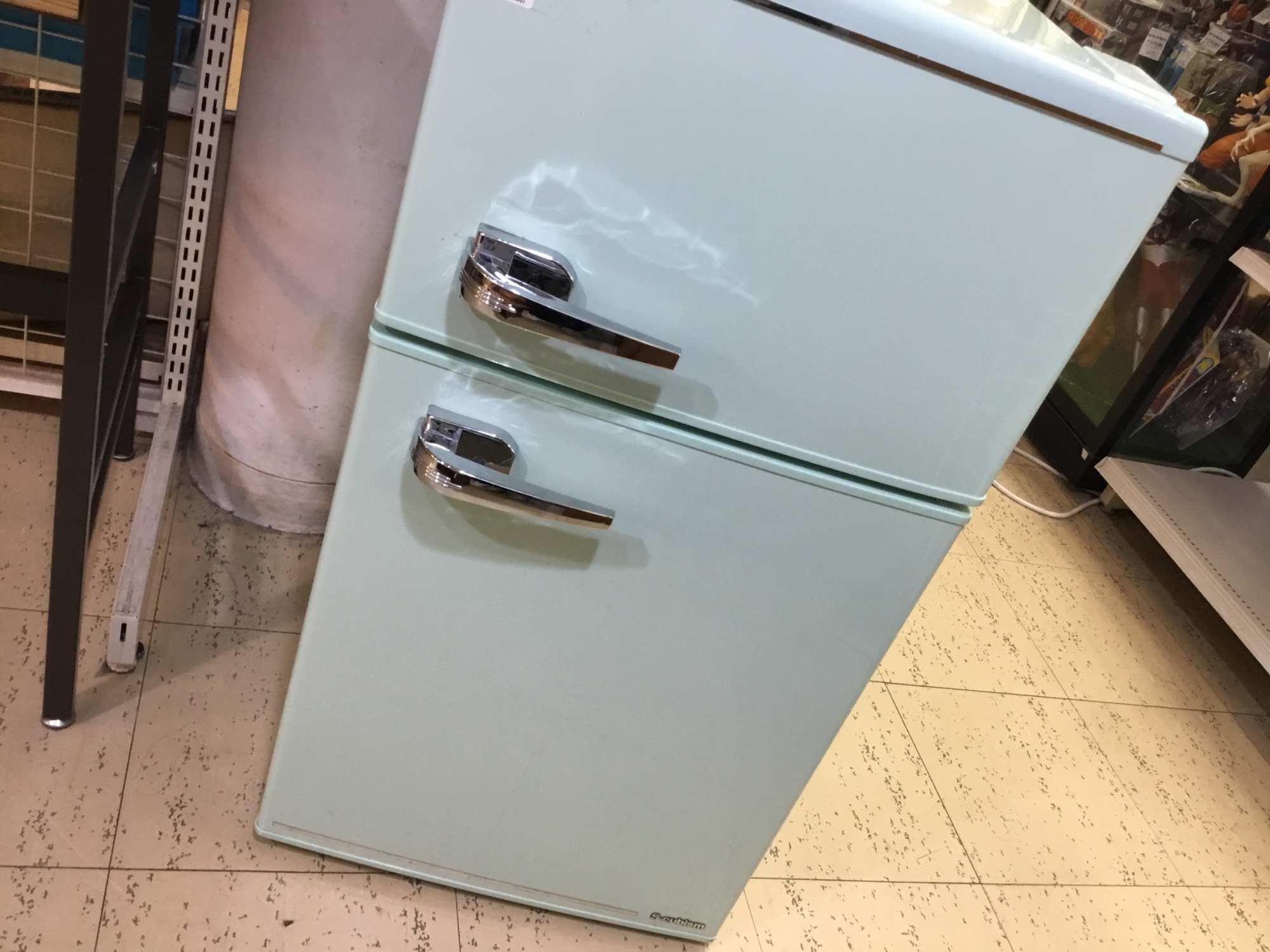 A-STAGE(エーステージ)の2ドア冷蔵庫が買取入荷しました。中古家具を