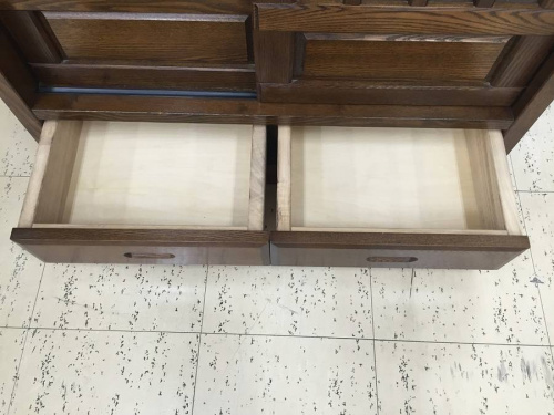 本棚の収納家具