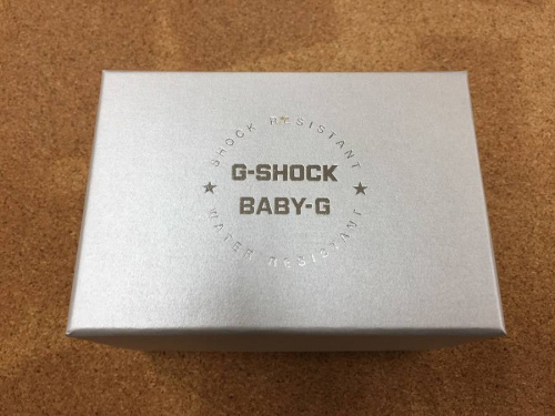 レディースファッションの腕時計