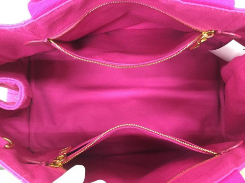 バッグのハンドバッグ