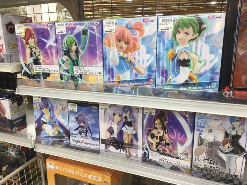フィギュアの大量入荷