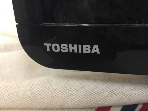 液晶テレビのTOSHIBA